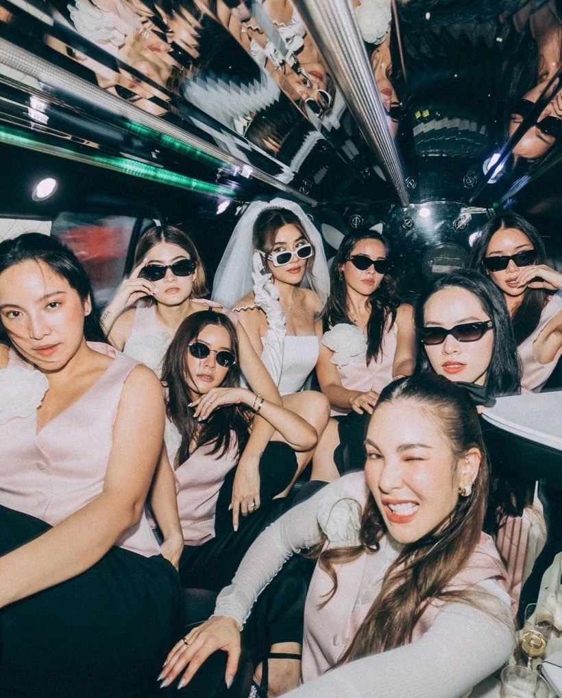แม่งานคอมพลีท! “ญาญ่า” จัดปาร์ตี้สละโสดถูกใจ “คิมเบอร์ลี่”
