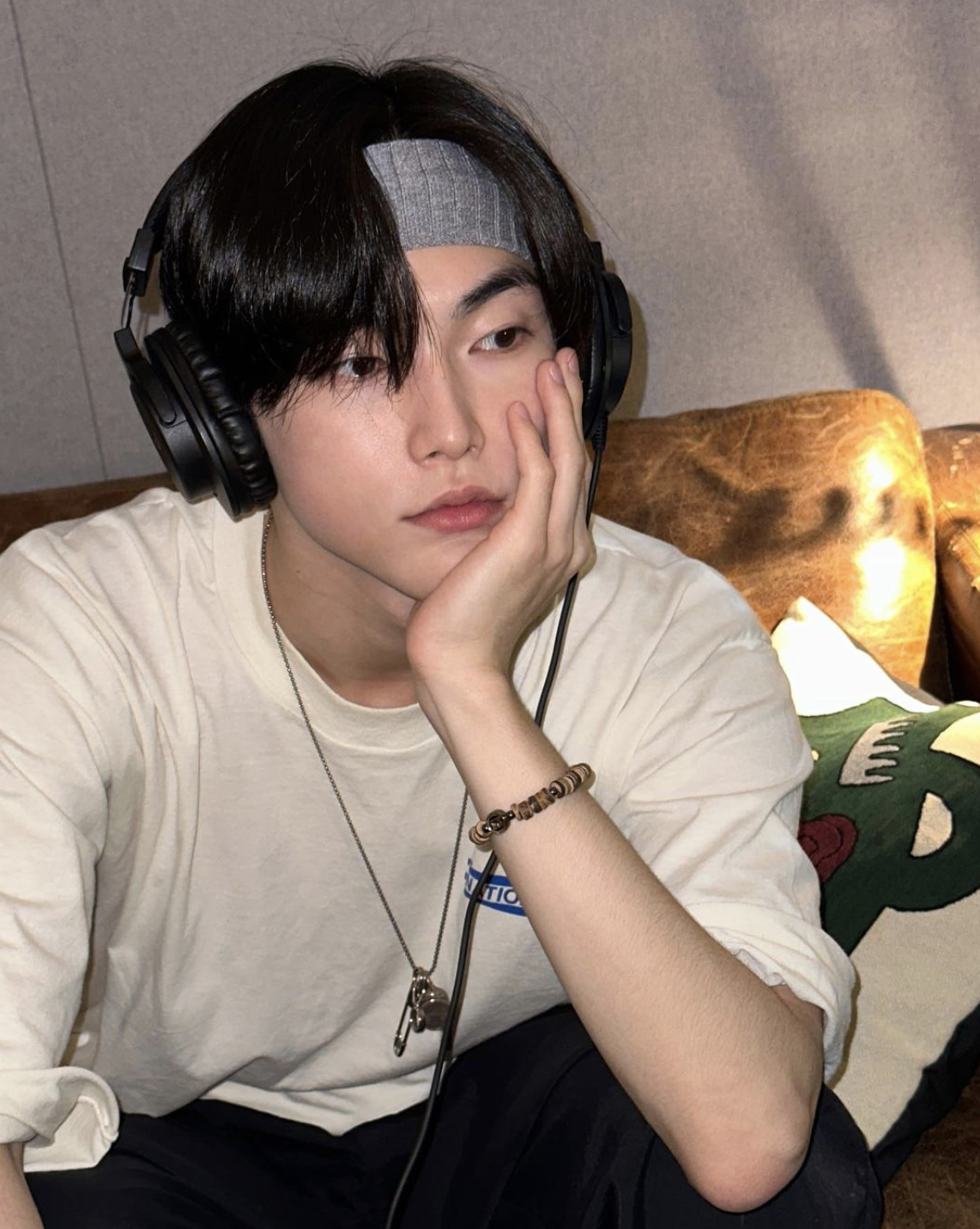 "ซึงฮัน RIIZE" เจอดราม่าหนัก! หลังมีรูปหลุดจูบสาวว่อนโซเชียล