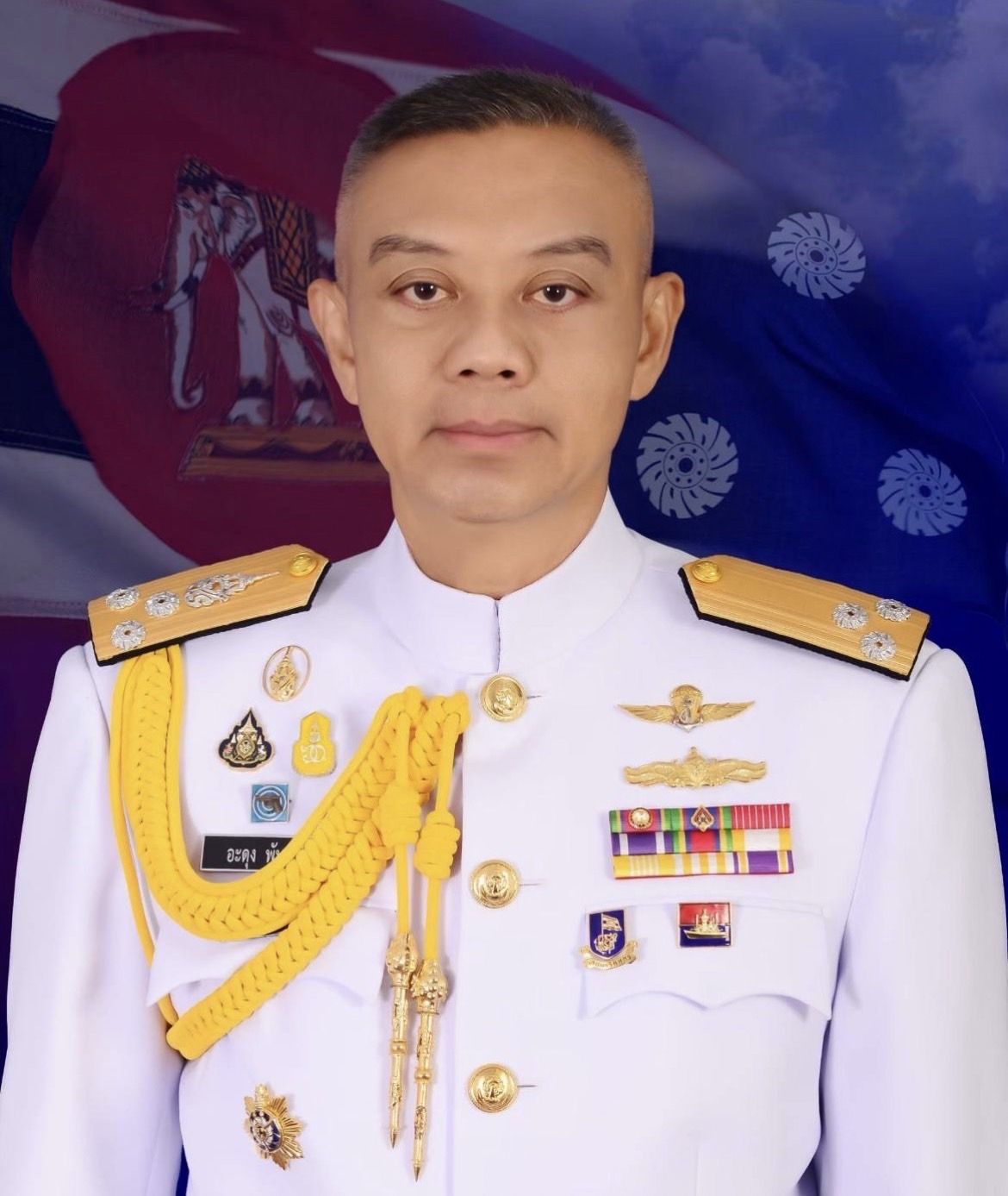 โปรดเกล้าฯ 4 ผบ.เหล่าทัพ "พล.อ.เจริญชัย หินเธาว์" ผู้บัญชาการทหารบก