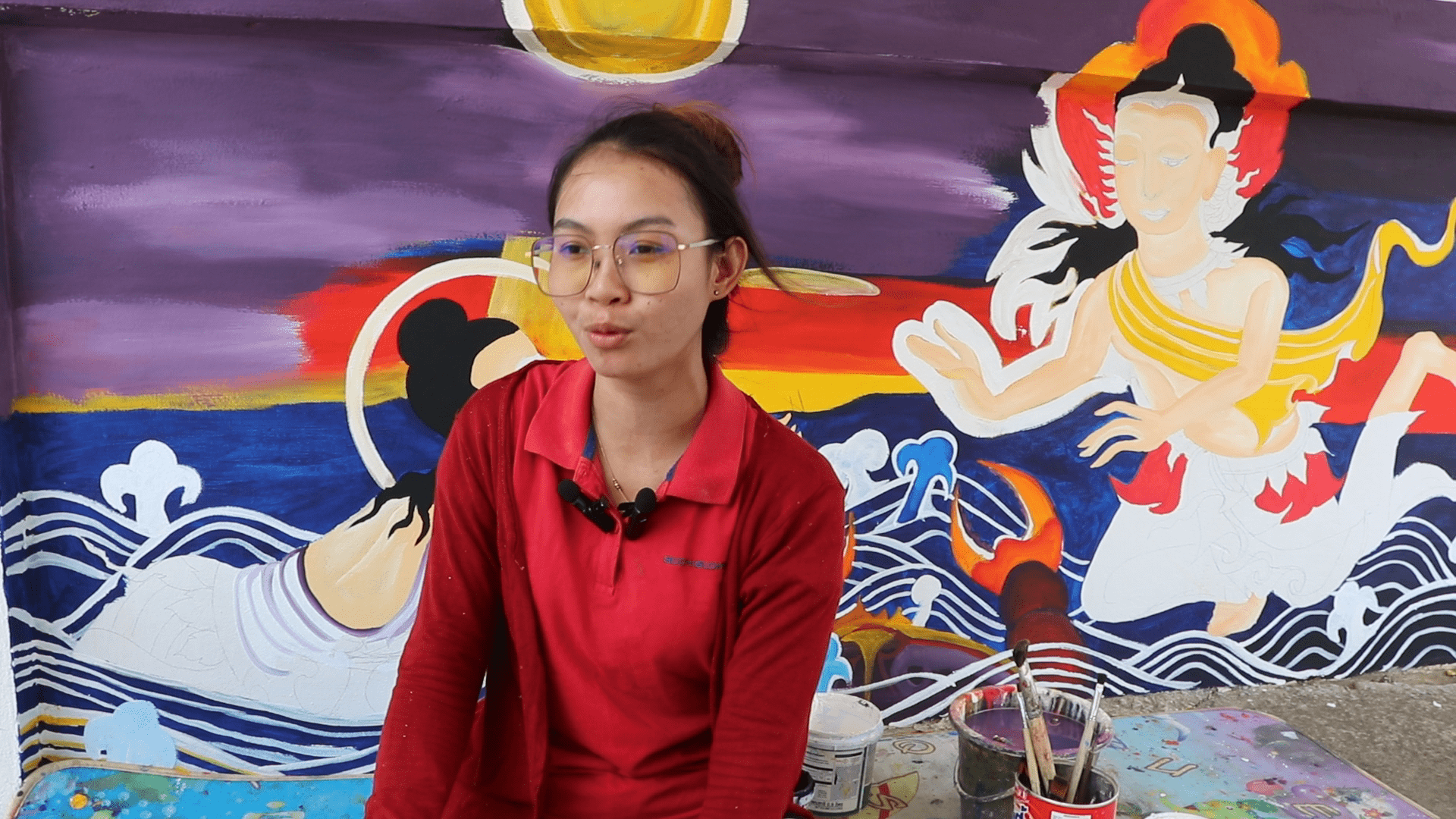 สาวแว่นขายเมลอนขาดทุน หันมาวาดรูปกำแพงวัดสู้ชีวิต