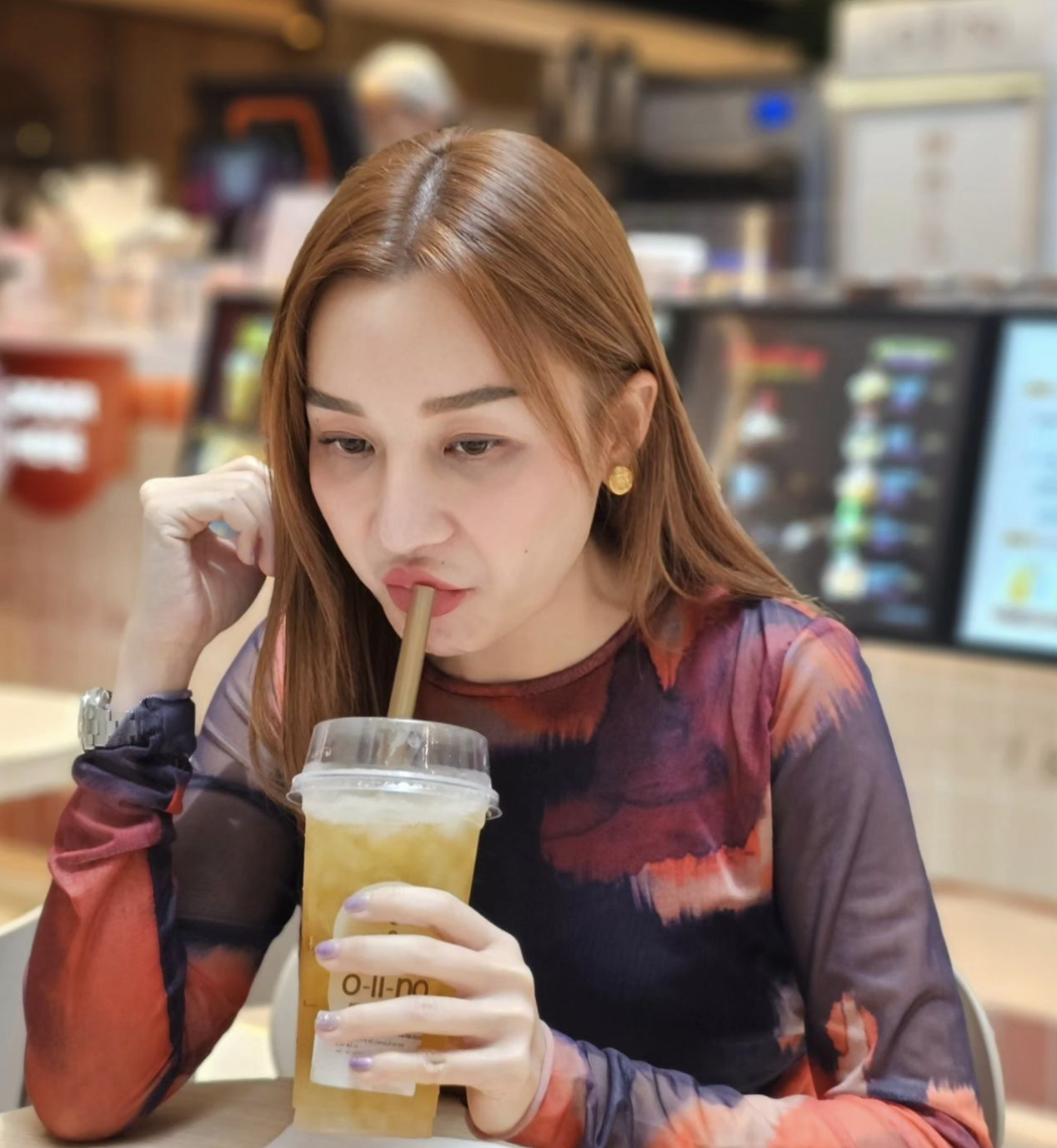"เอ็ม บุษราคัม" ลั่น ยังคงเสมอต้นเสมอปลาย หลังสามีถ่ายรูปแบบนี้!