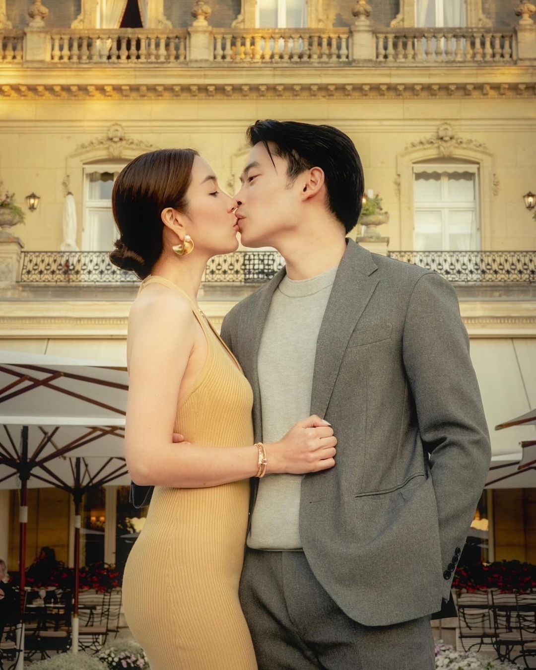 "วุ้นเส้น" เตรียมสละโสด โดนคุกเข่าขอแต่งงานแล้ว