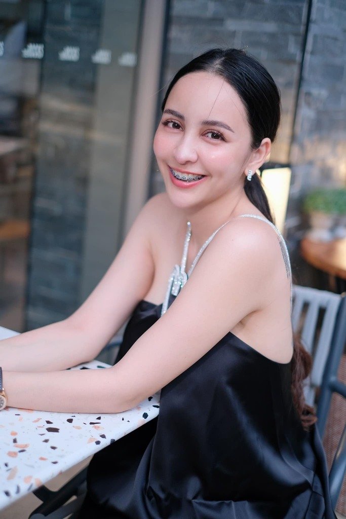 "จ๊ะโอ๋ งามพริ้ง" โผล่ศูนย์ไกล่เกลี่ยฯ โพสต์เตือนคนหมิ่นมีราคาที่ต้องจ่าย