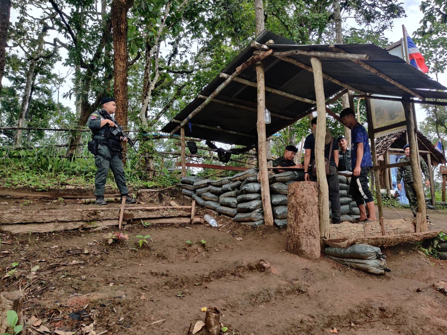 พลเมืองเมียนมาถูกโจมตีเสียชีวิต 2 ราย