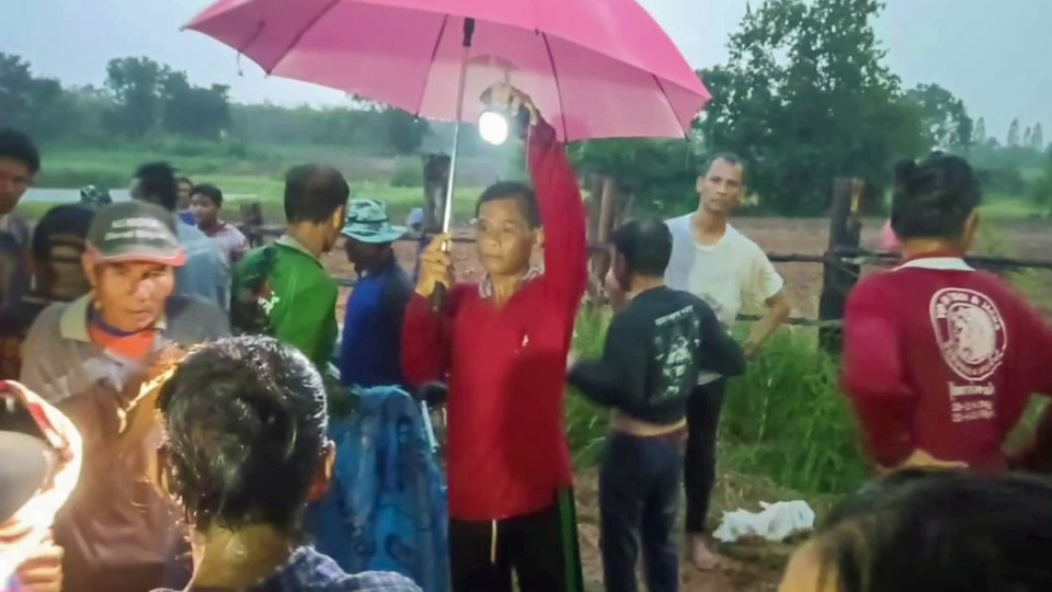 ยายพาหลานไปทำสวน กลับมาหาหลานไม่เจอ พบอีกทีอยู่ไกลกว่า 2 กม.