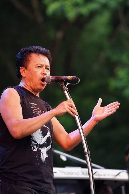 ป่วยรุมเร้า! “หมู พงษ์เทพ” ทำใจยอมร้บ เล่นกีต้าร์-แต่งเพลงไม่ได้เหมือนเดิม
