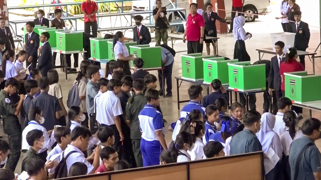 ชาวอาชีวะ จ.สตูล ค้านการตั้ง ม.สตูล ด้วยการหลอมรวมอาชีวะ 3 แห่ง
