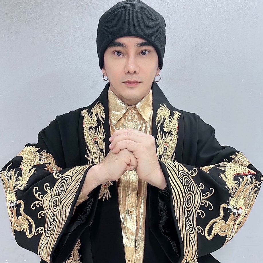 “พชร์ อานนท์” ปัด เสพติดศัลยกรรม ลั่น ไม่ได้ขอเงินใครไปทำ