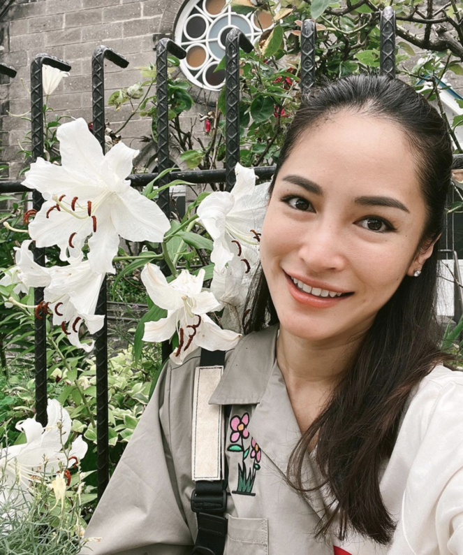 "พลอย พลอยพรรณ" โพสต์คลิปร้องไห้หนัก หลังเจอปัญหารุมเร้า จนป่วยเป็นซึมเศร้า!