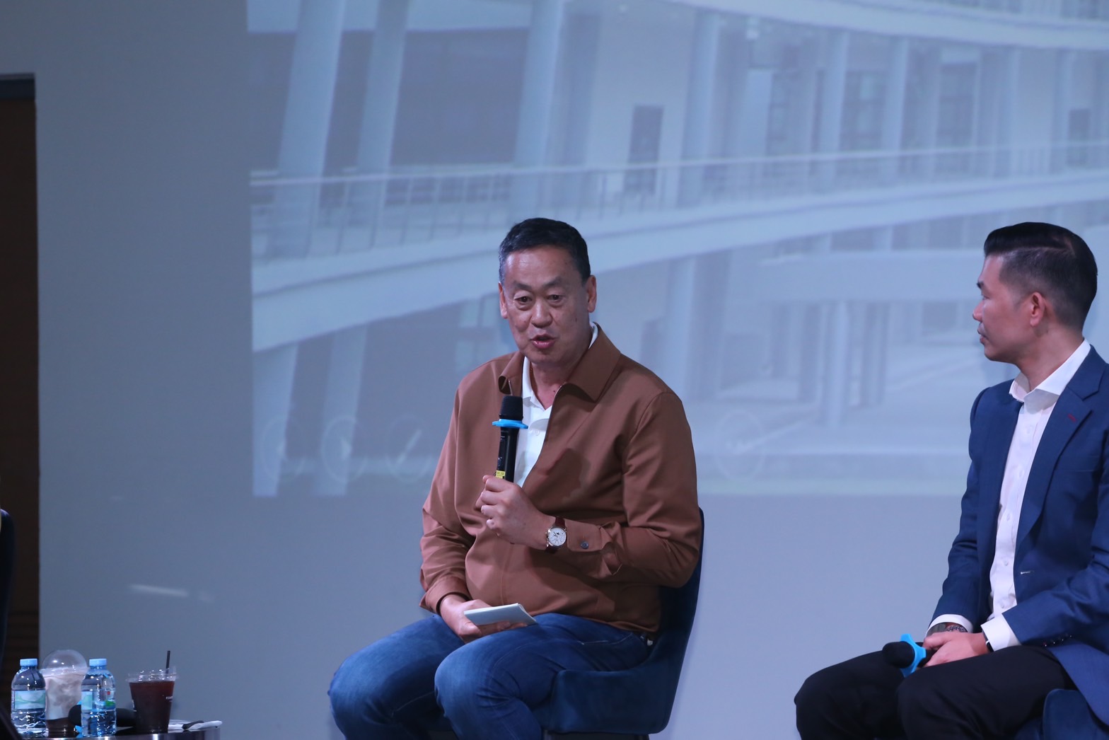 ใช้งบเดินทางประชุมสหรัฐฯ 30 ล้านบาท ไม่เกินจริง