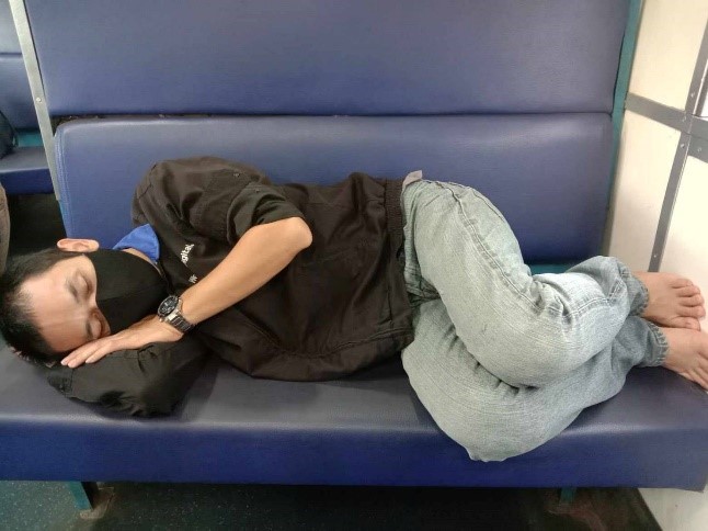 'สิทธิประกันตัวไม่ทั่วถึง' เมื่อประชาชนธรรมดากลายเป็นผู้ต้องหาคดี ม.112
