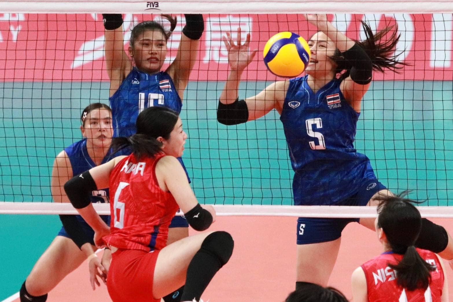 ตบสาวไทยพ่ายญี่ปุ่น เข้ารอบรองฯ พบจีน 6 ต.ค.นี้