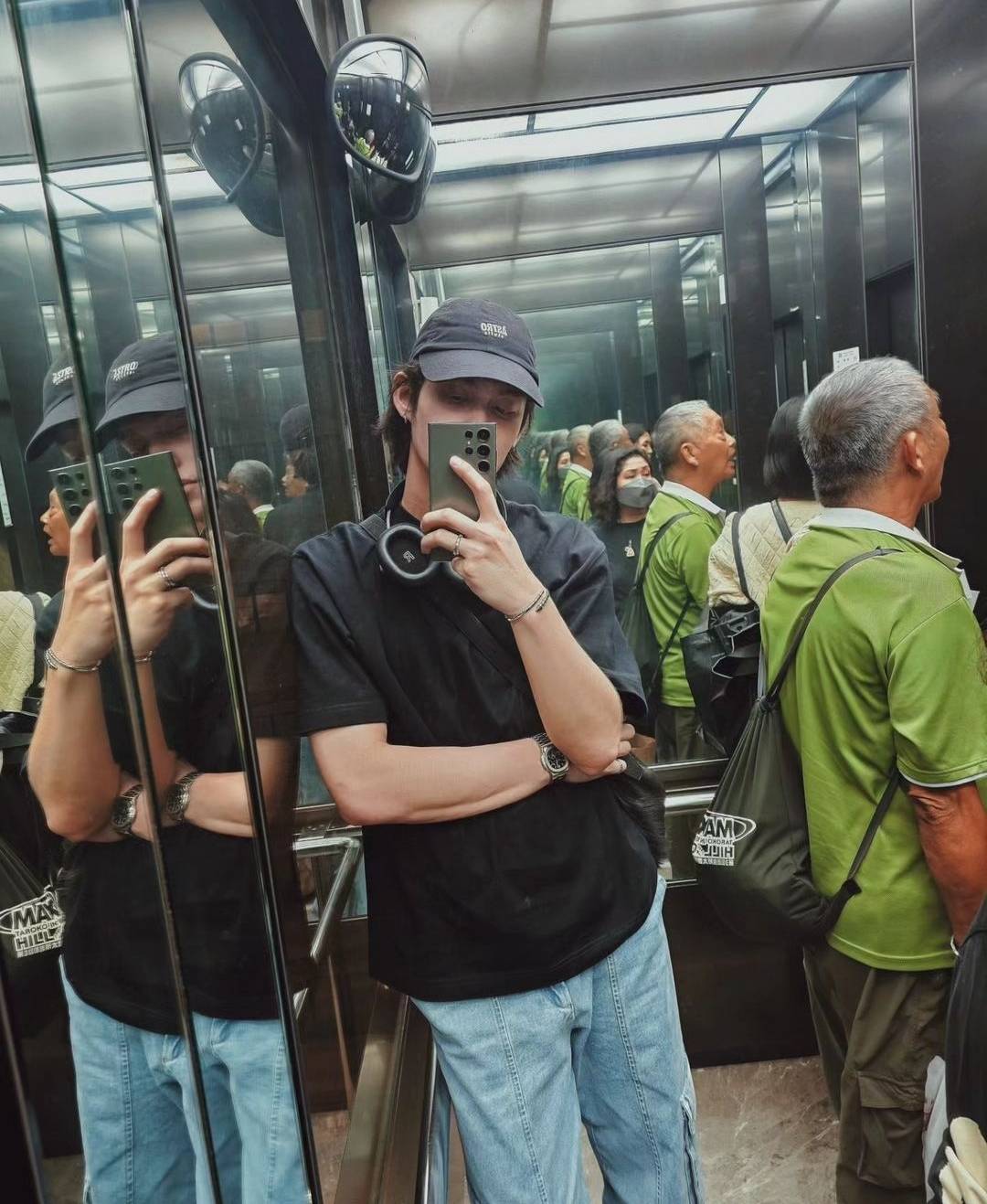 ไม่โอเค "ไบร์ท วชิรวิชญ์" โดนคุกคาม หลังพาคุณแม่เที่ยวไต้หวัน