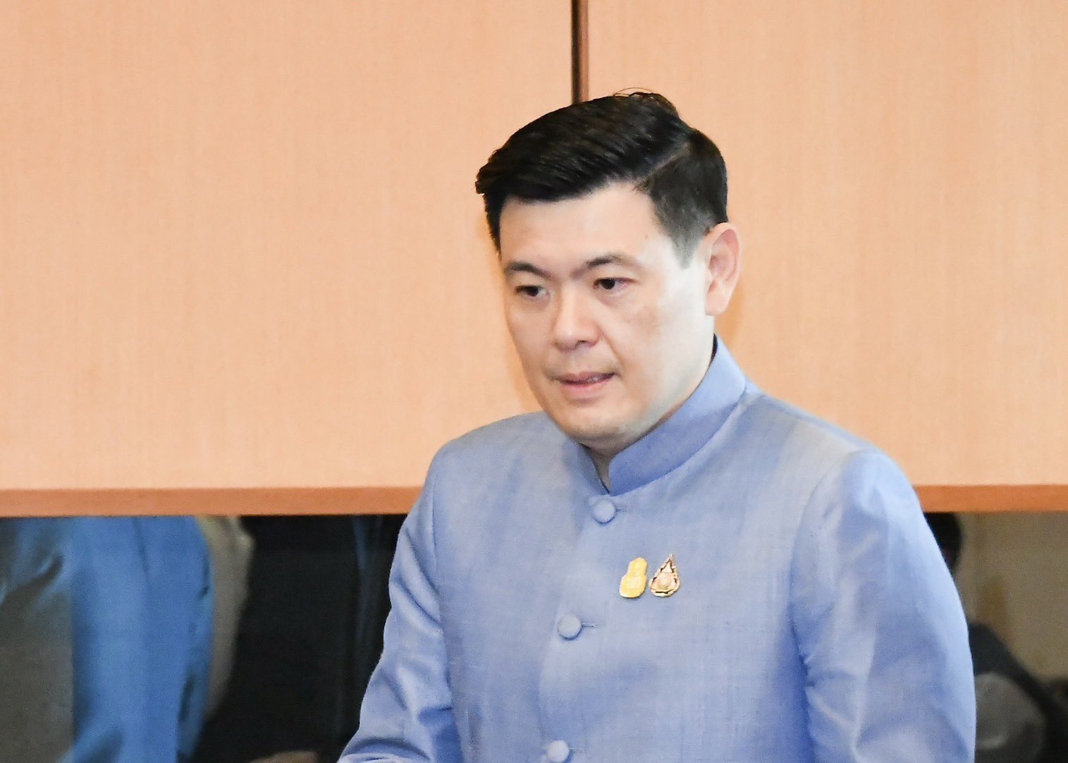 'จักรพงษ์' ยันพร้อมรับแรงงานไทยในอิสราเอลกลับทุกคน ประสานบริษัทสายการบินรองรับได้วันละ 1,000 ขอแรงงานไทยตัดสินใจกลับไทยตอนนี้