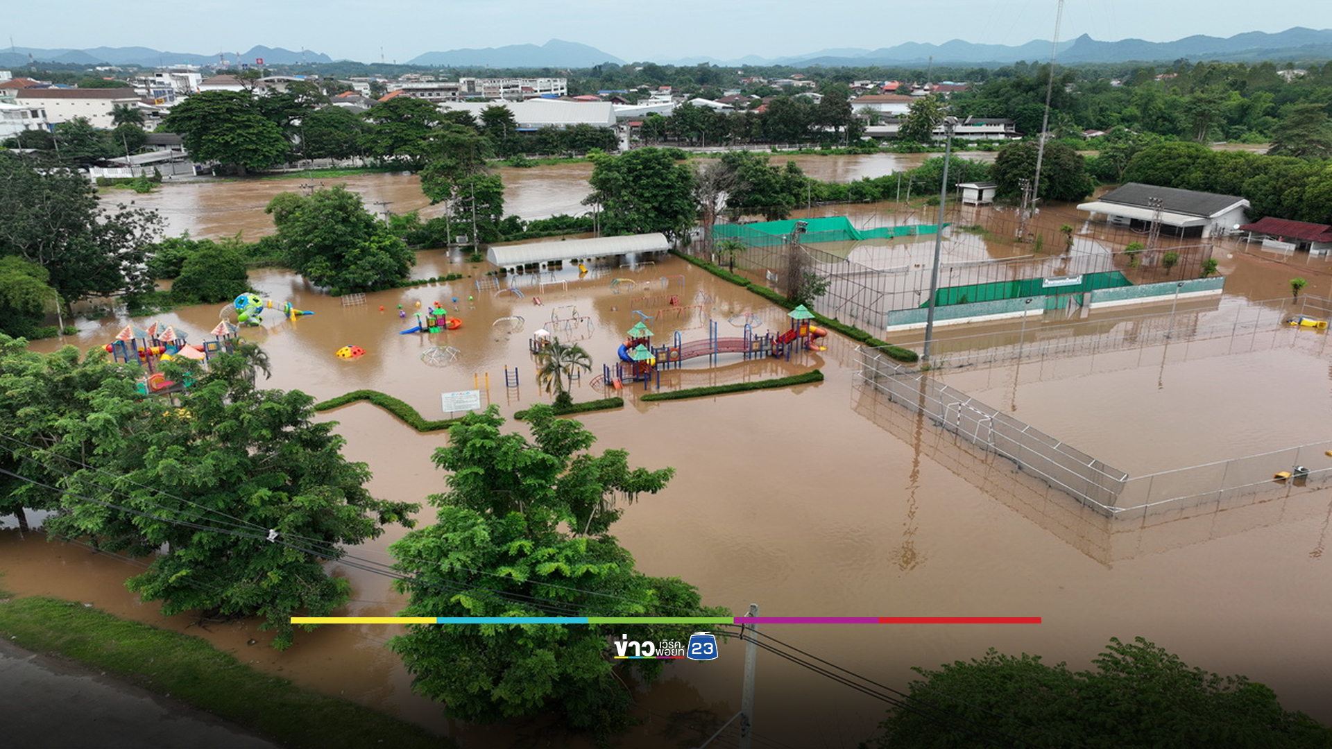น้ำป่าทะลักท่วมเมืองเลยรอบ 3 กระทบ 900 หลังคาเรือน
