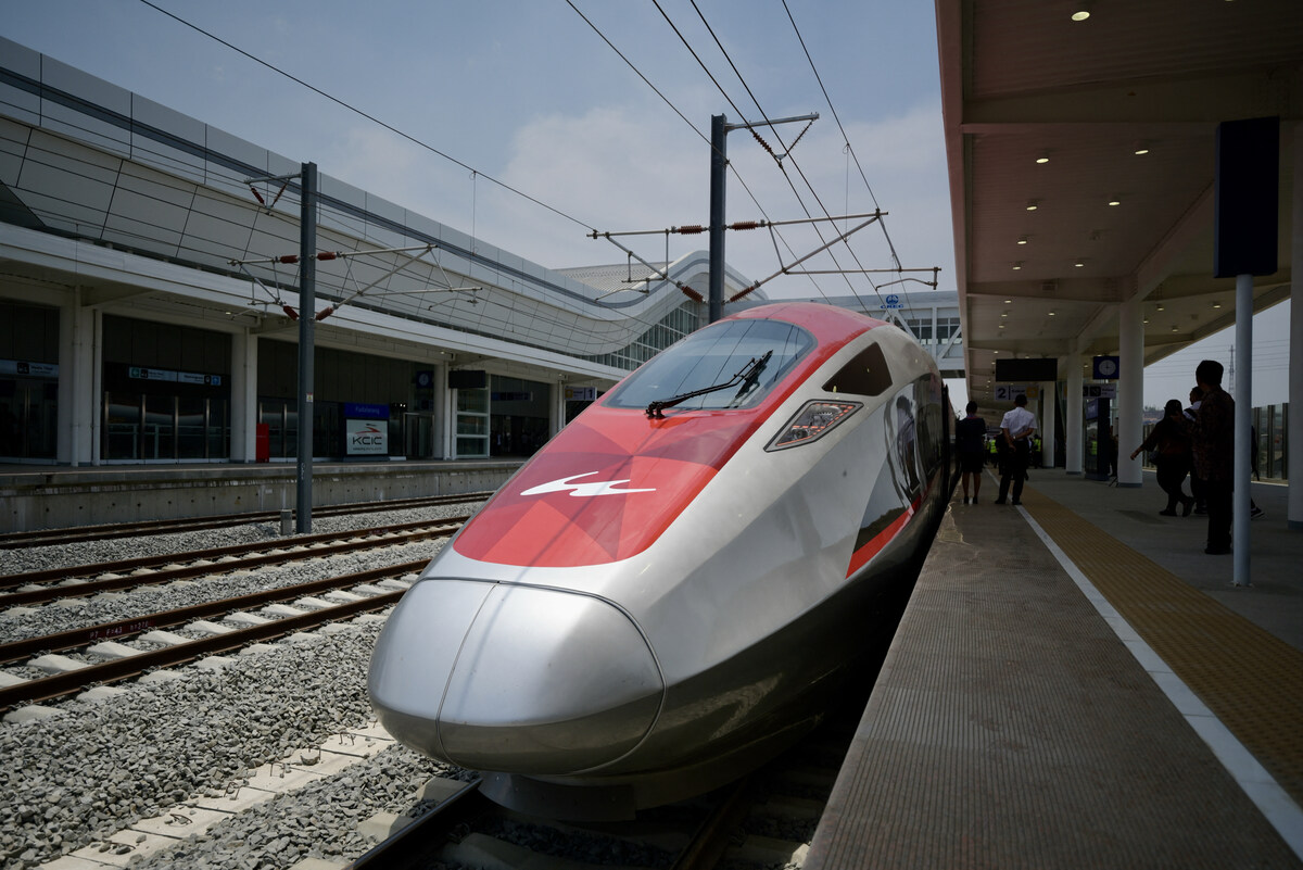อินโดฯ เปิดใช้งานรถไฟความเร็วสูงสายแรกของ ASEAN