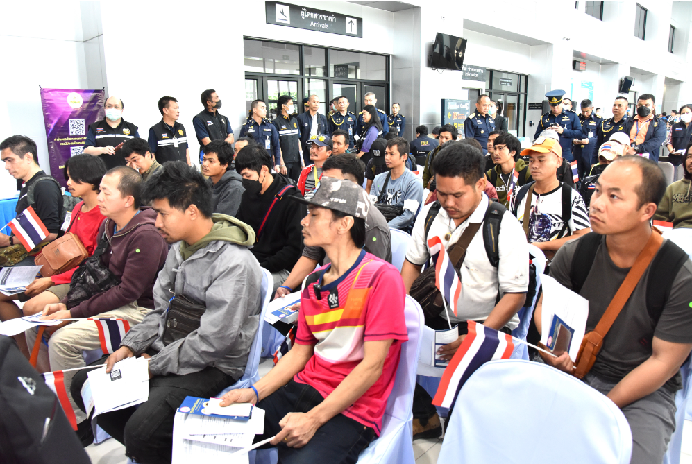 แรงงานไทยที่ได้รับผลกระทบจากความไม่สงบในอิสราเอลยังทยอยกลับถึงประเทศไทยต่อเนื่อง