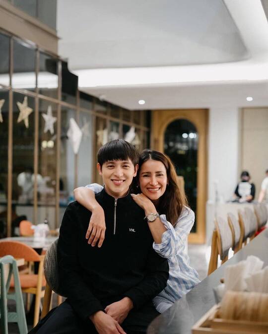 "แอน ทองประสม" ใจหาย! พระเอกรุ่นน้องทยอยแต่งงาน รับเรียก "น้องโฟม" ลูกสะใภ้