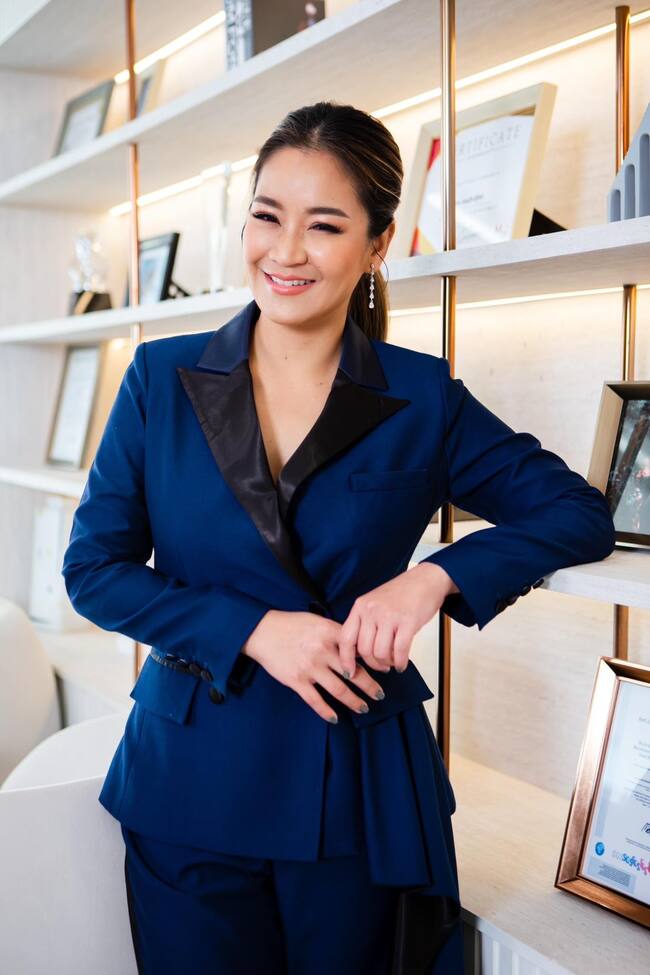 “จูน กษมา” ทำหน้าที่เมีย-แม่สำเร็จ พร้อมต่อยอดธุรกิจ ช่วย "เปิ้ล นาคร" ทำมาหากิน