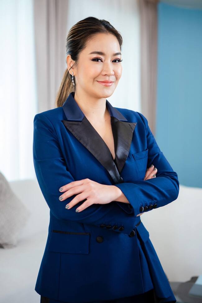 “จูน กษมา” ทำหน้าที่เมีย-แม่สำเร็จ พร้อมต่อยอดธุรกิจ ช่วย "เปิ้ล นาคร" ทำมาหากิน