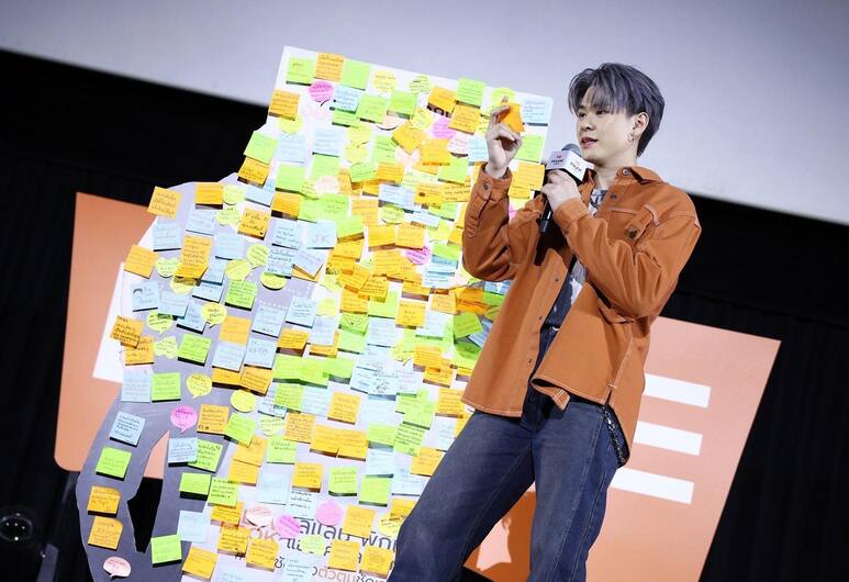 งานแฟนมีต "แจ๊คกี้ จักริน" ทำเหล่าทไวไลท์ฟินจัดระดับพิกเซล!