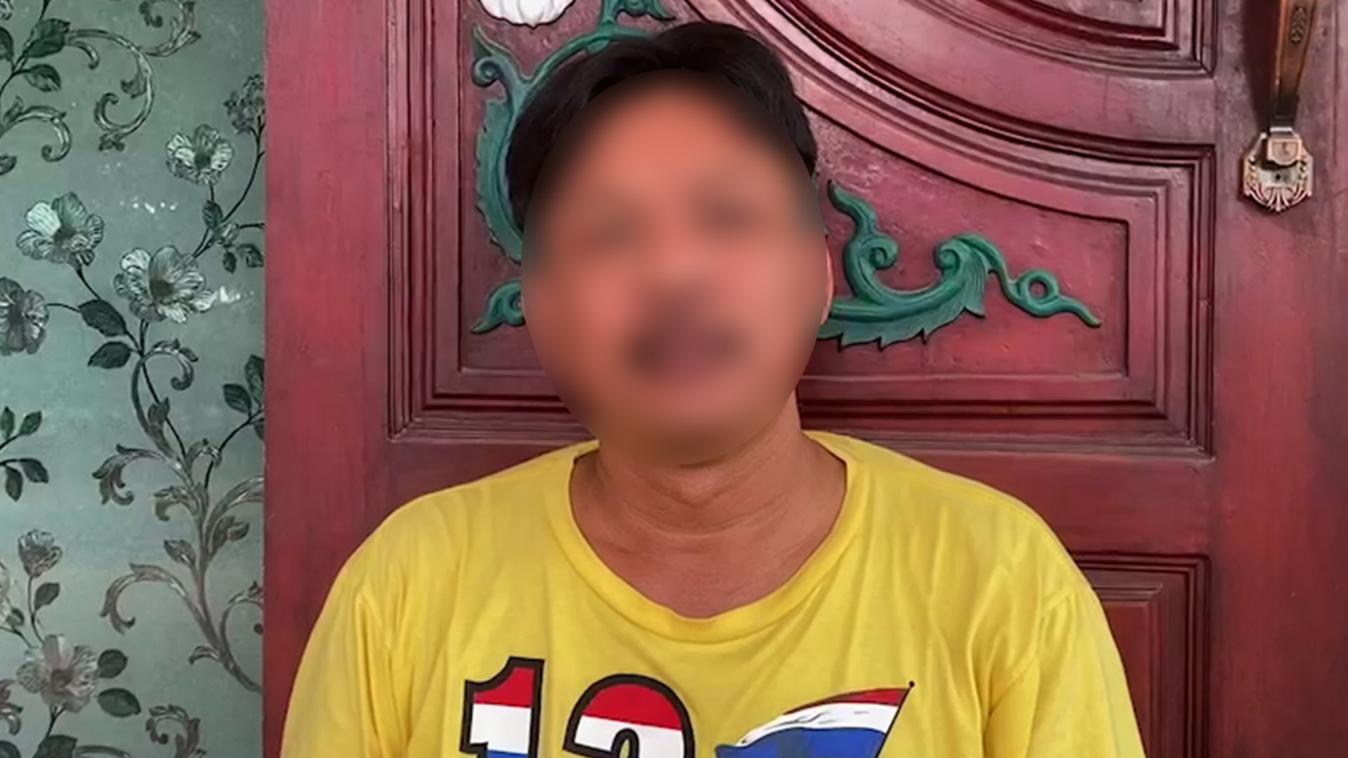 ลูก 2 คนร้องไห้หาแม่ทุกวันตลอด 2 สัปดาห์ พ่อเด็กเผยแม่เด็กออกอุบายให้ไปส่งซื้อของก่อนหนีไปกับกิ๊ก