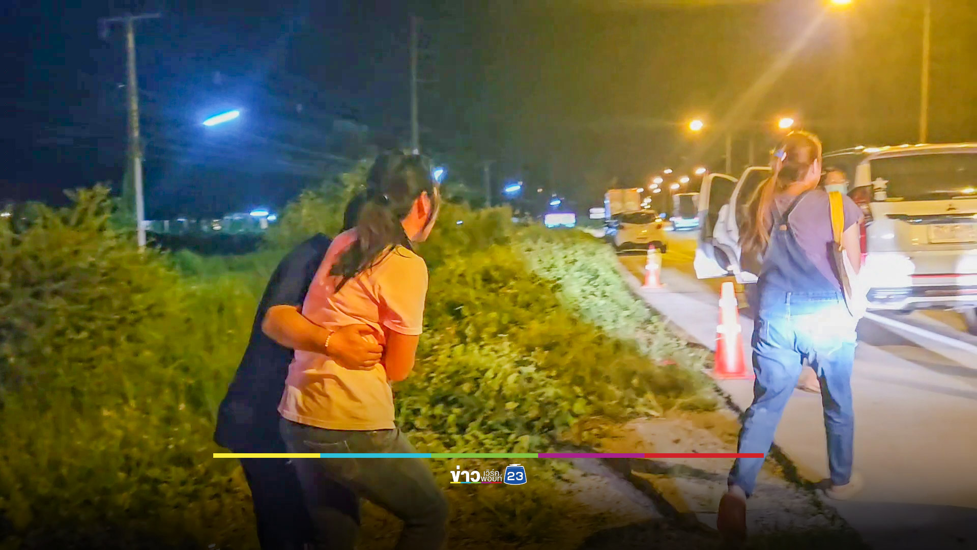 ตำรวจศาลยิงตัวเองในรถต่อหน้าลูกเมีย กระสุนเข้าศีรษะอาการสาหัส ยังไม่ชัดสาเหตุลั่นไก