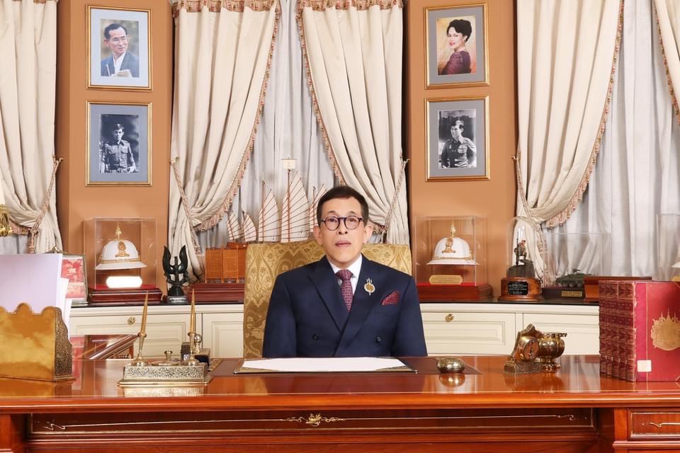 ในหลวงพระราชทานพรปีใหม่ เนื่องในโอกาสวันขึ้นปีใหม่ 2567 แก่ปวงชนชาวไทย