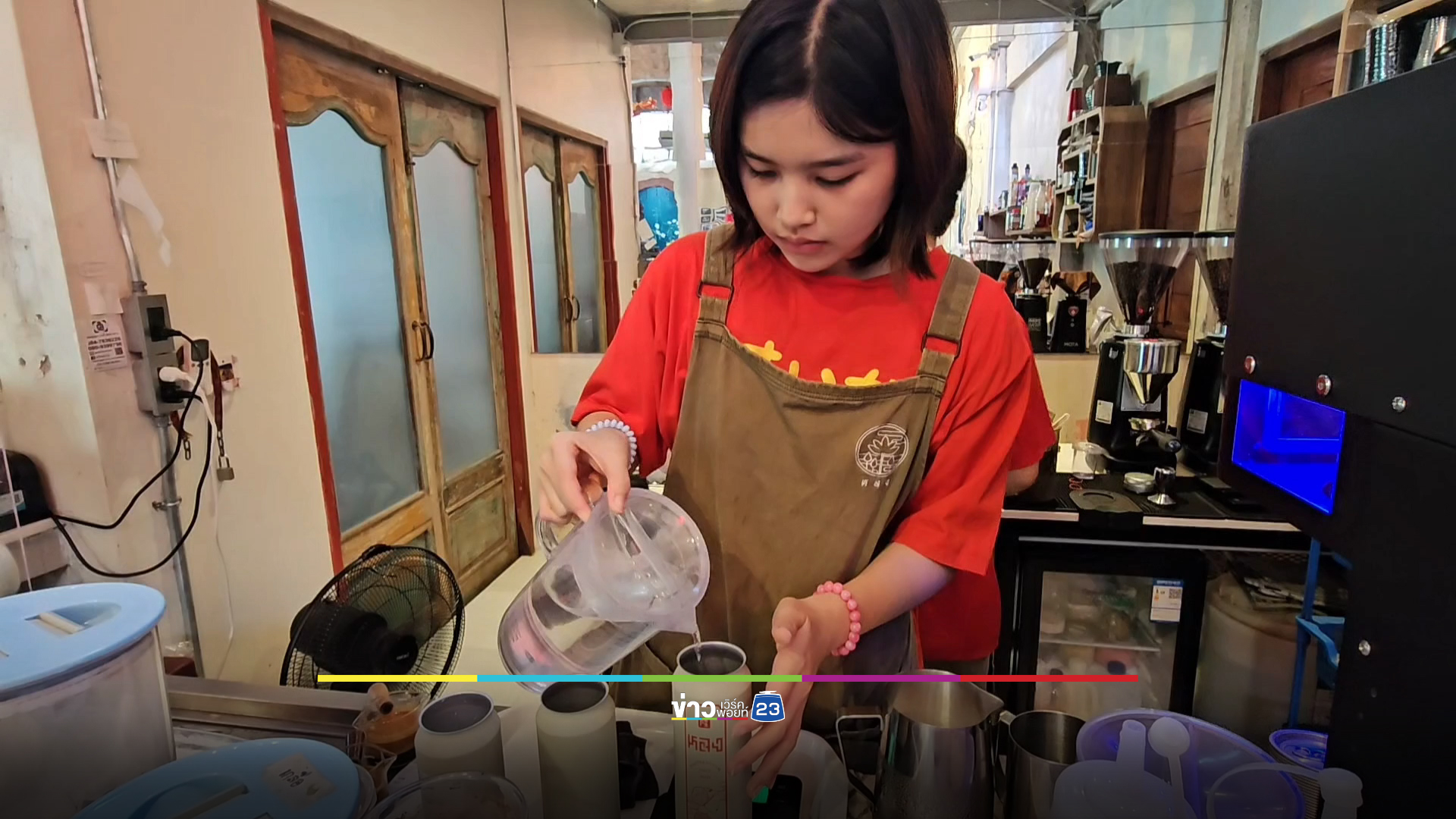 คาเฟ่รักษ์โลก บรรจุกาแฟใส่กระป๋องแทนแก้วพลาสติก รีไซเคิลได้ 100 %