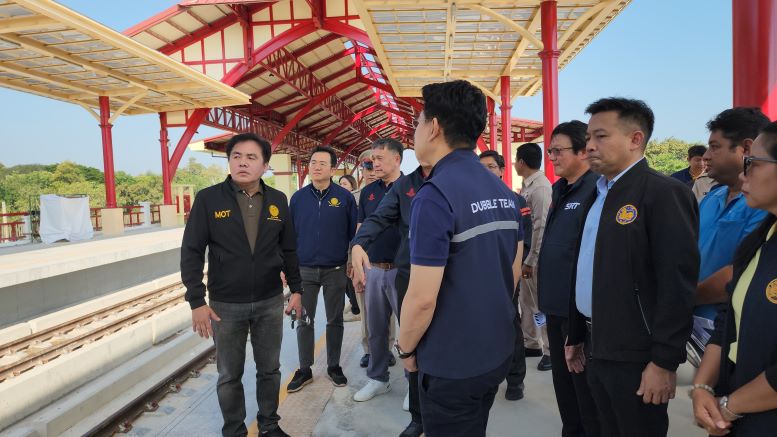 รมช.คมนาคมตรวจความพร้อมสถานีรถไฟหัวหิน มั่นใจปลอดภัยเต็มร้อย