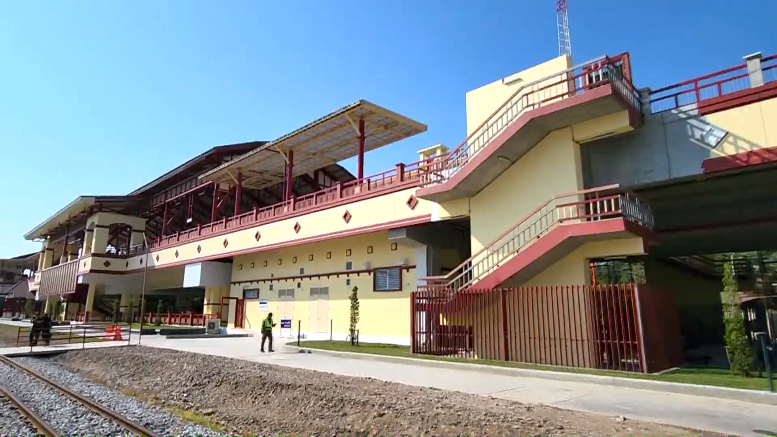 รมช.คมนาคมตรวจความพร้อมสถานีรถไฟหัวหิน มั่นใจปลอดภัยเต็มร้อย