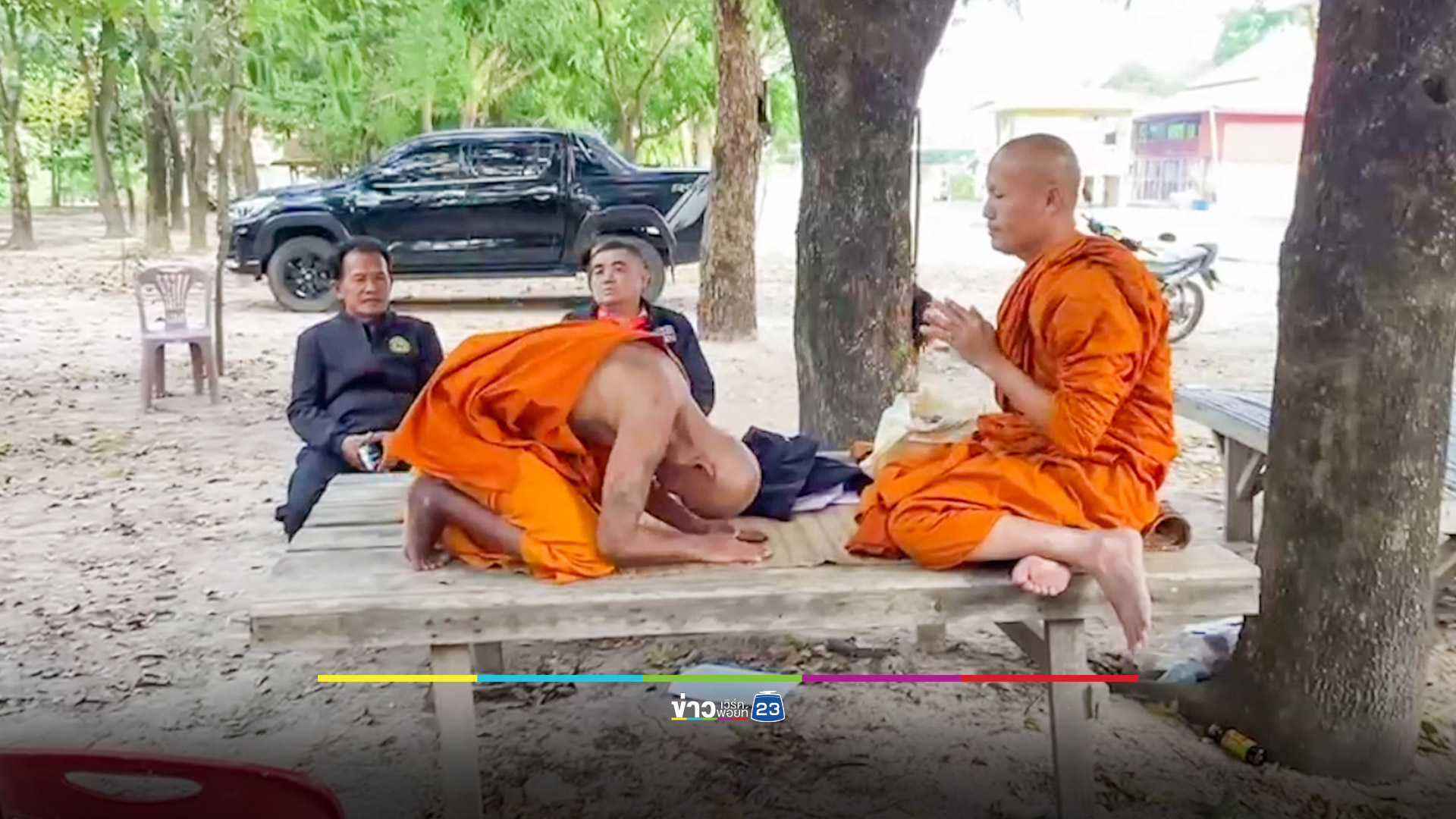 ชาวบ้านนำตำรวจล้อมจับพระจอมต้มตุ๋น พบประวัติคดีอื้อในหลายท้องที่ทั้งอนาจาร ลัก-ยักยอกทรัพย์