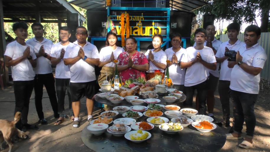 ฮือฮา! กุมารน้อยจับสลากงานไหว้ครูดนตรี ได้เลขตรงเป๊ะกับทะเบียนรถแห่