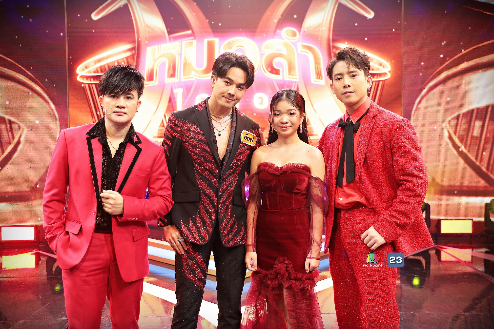 “อ๊อฟ สุรพล” ปลื้มคว้า แชมป์ “หมอลำไอดอล” คนแรกของประเทศไทย