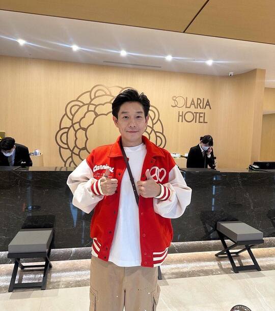 "บอย อนุวัฒน์" ลืมโทรศัพท์ในแท็กซี่ไต้หวัน โชคดีคนขับนำส่งคืน