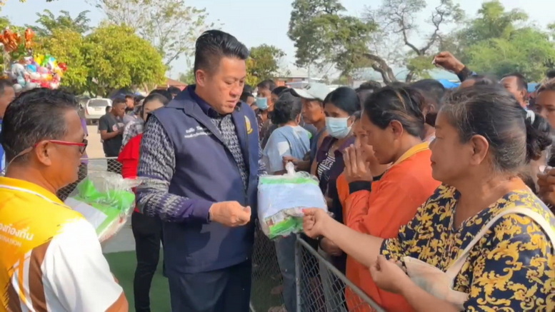 หนึ่งเดียวในไทย “หว่านทานลูกมะกรูด” ที่วัดสามเรือน จ.พิษณุโลก