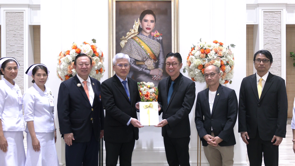 เวิร์คพอยท์ฯสมทบทุนช่วยเหลือผู้ป่วยมะเร็งยากไร้ฯ โรงพยาบาลจุฬาภรณ์