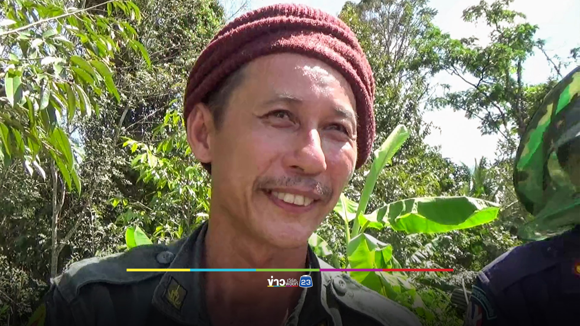 ผึ้งหลวงแตกรังรุมต่อยชาวบ้านและเด็กนักเรียนได้รับบาดเจ็บหลายสิบราย