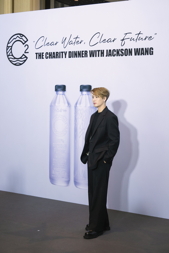 “แจ็คสัน หวัง” สนับสนุนการเข้าถึงน้ำสะอาด สำหรับชุมชนผู้ด้อยโอกาส
