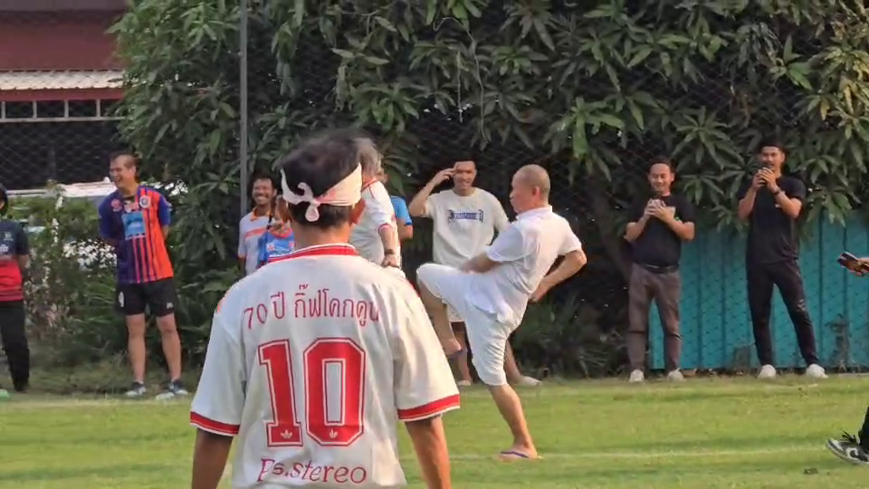 'หม่ำ' พูดถึง 'จั๊กกะบุ๋ม' แบบนี้! ในงานศิลปินตลกร่วมเตะบอลการกุศลครบรอบ 70 ปี