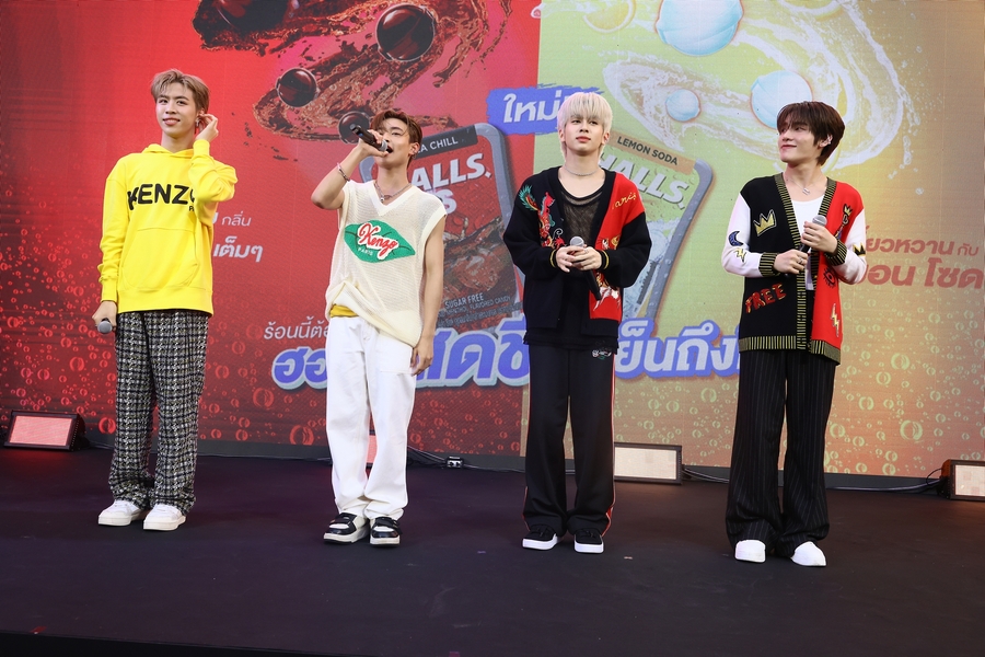 4 หนุ่มวง "DICE" สาดแรงบันดาลใจพลัสความสดชื่นรับซัมเมอร์