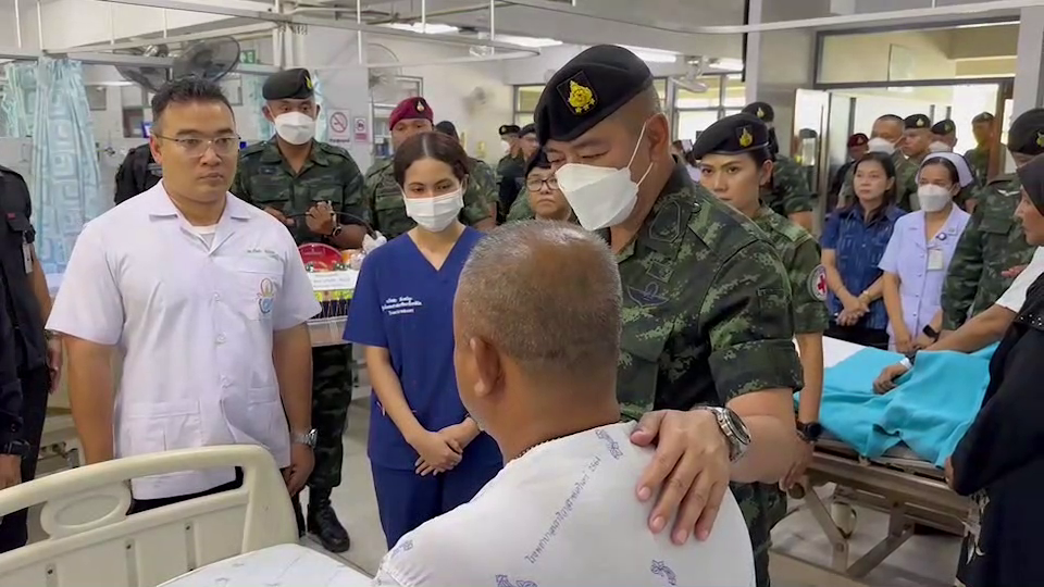 แม่ทัพฯเยี่ยมทหารพรานถูกสมาชิก 'กลุ่มนายบูรฮัน' ลอบซุ่มยิง เสียชีวิต 2 นาย