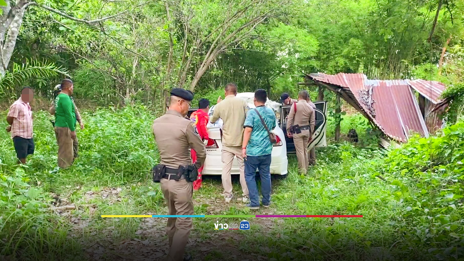 ระทึก!คนร้ายซิ่งรถเก๋งยิงแหกด่าน ทิ้งรถให้ตำรวจดูต่างหน้า