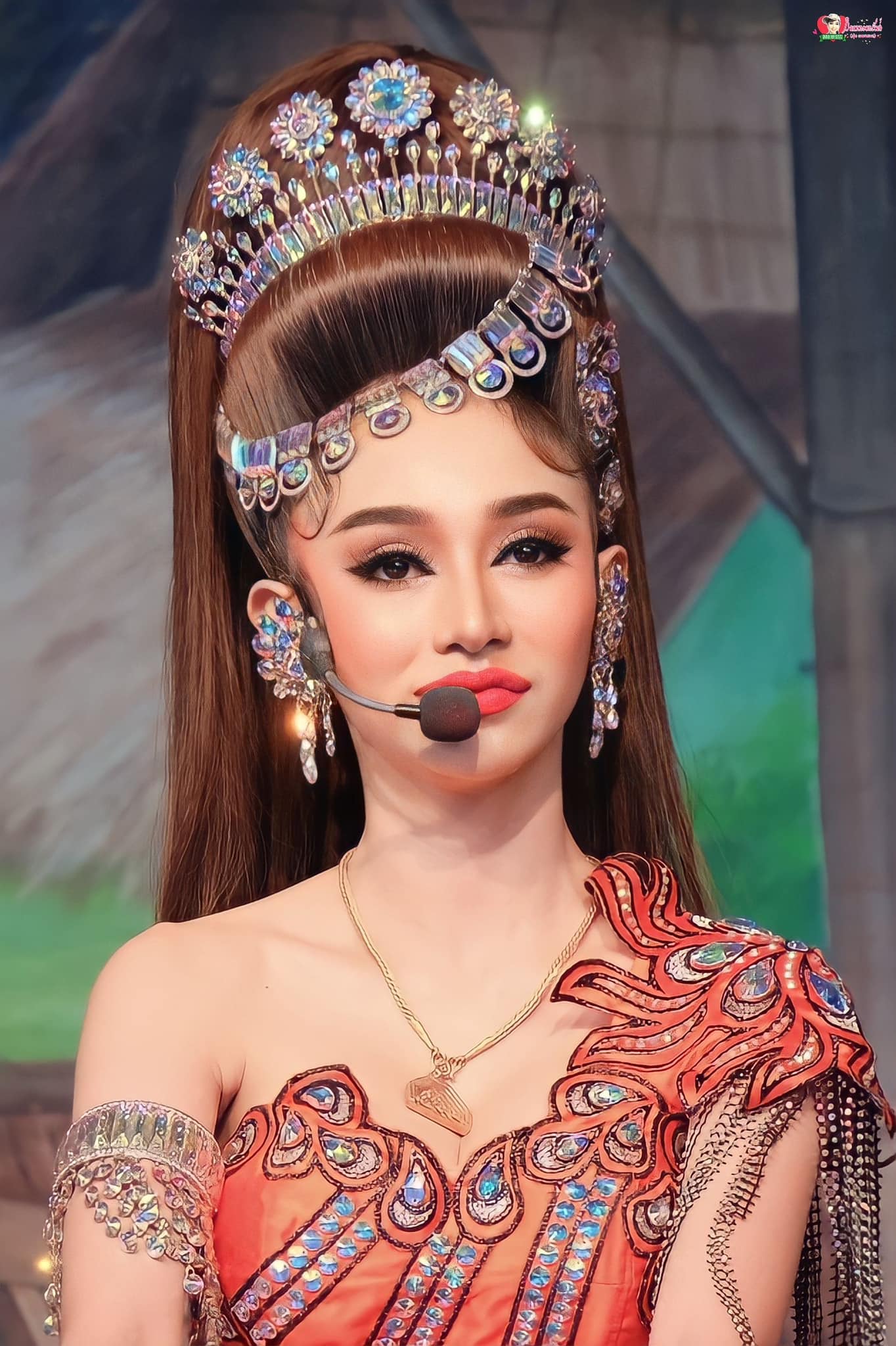 เปิดประวัติ “ดำดง” ลิเกสาวสายฮาที่ตัวจริงสวยจึ้ง!