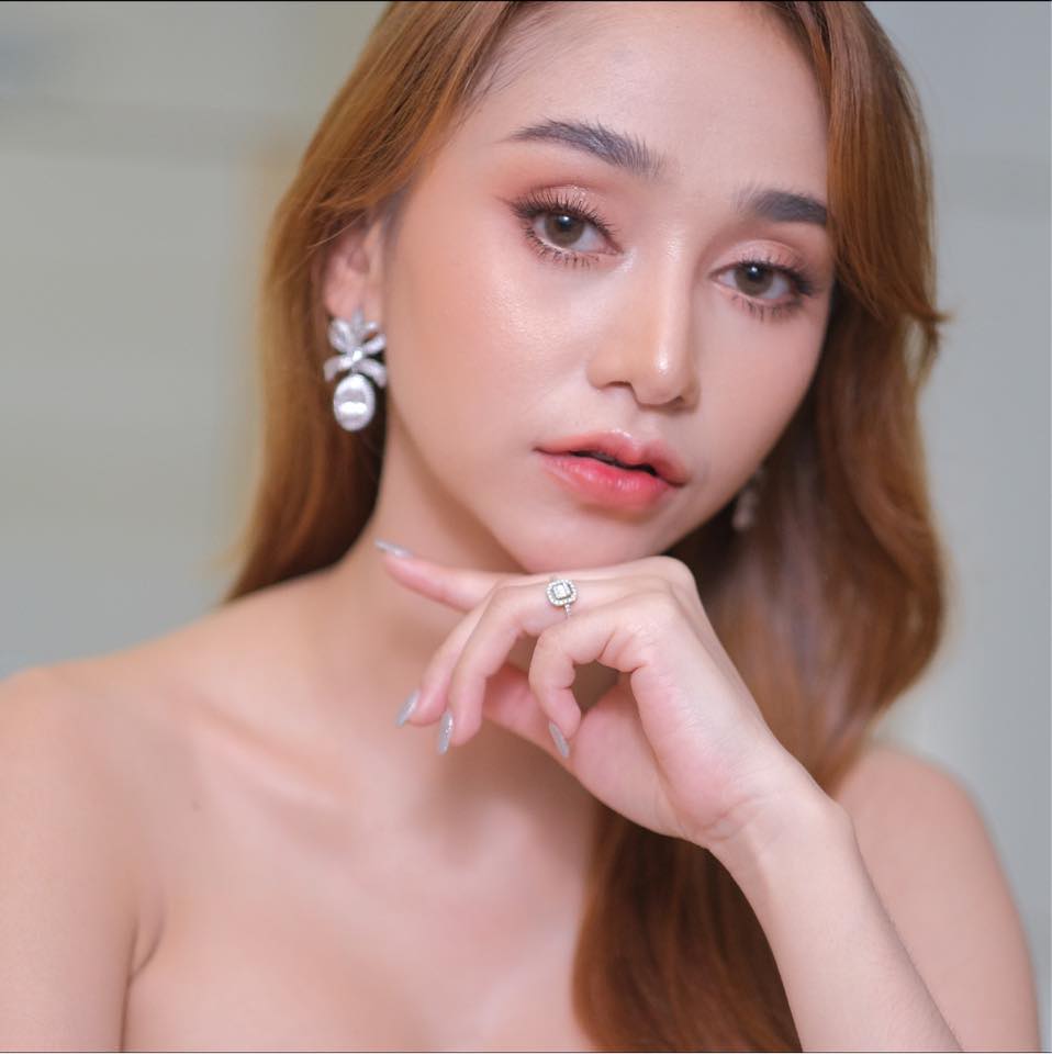 เปิดประวัติ “ดำดง” ลิเกสาวสายฮาที่ตัวจริงสวยจึ้ง!