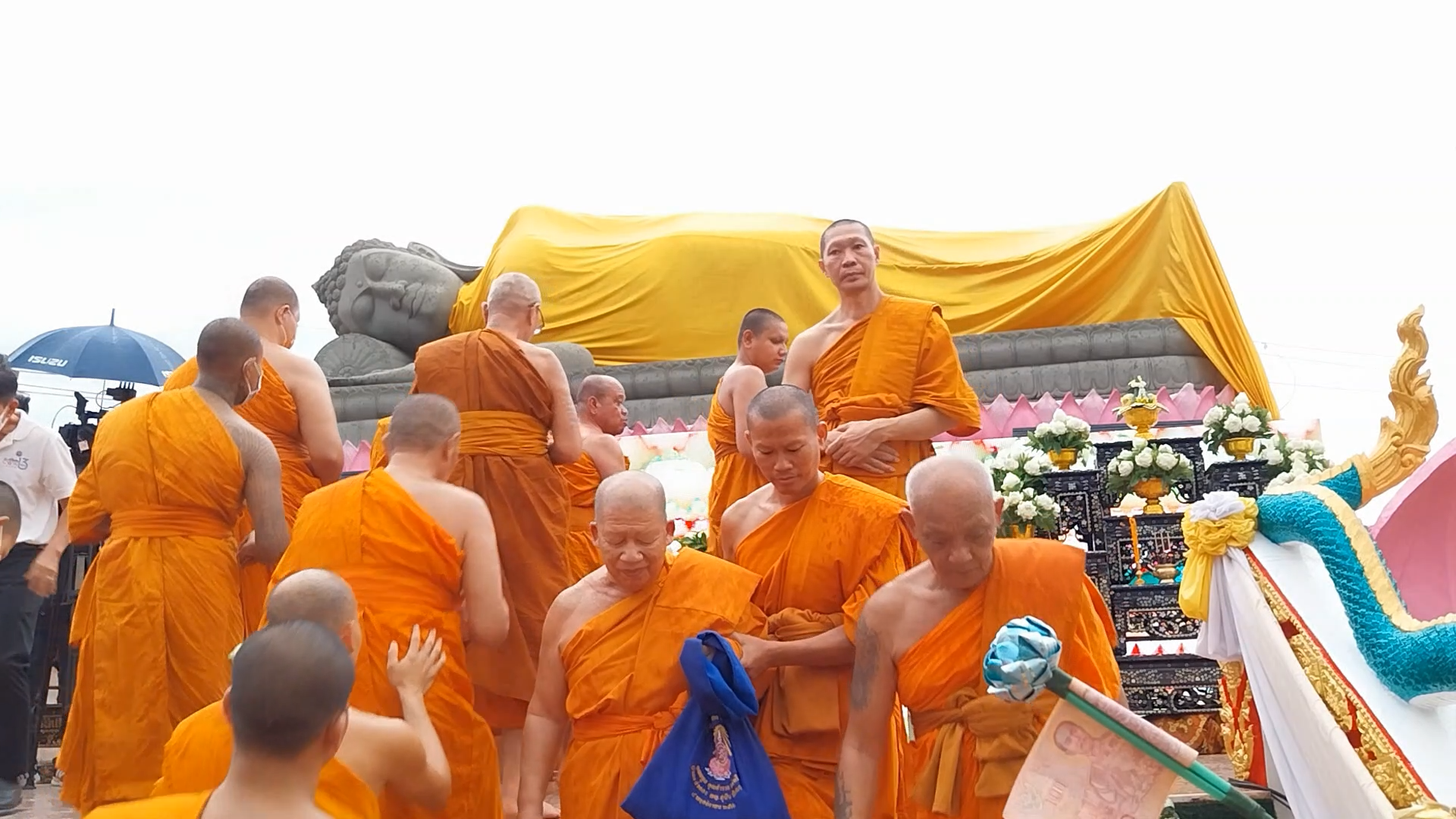 "วันอัฏฐมีบูชา"งานบุญประเพณี หนึ่งเดียวในภาคกลาง