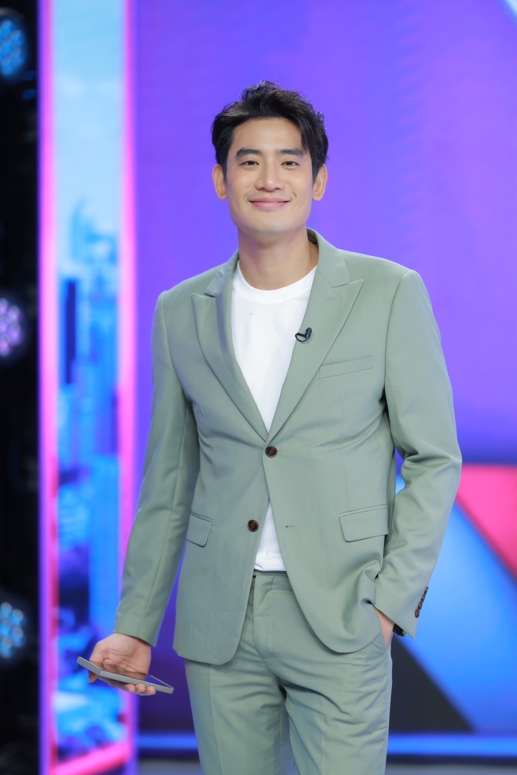 สุดหลอน "บิ๊ก" แจ้งจับแฟนคลับมโน "แฟนทิพย์"