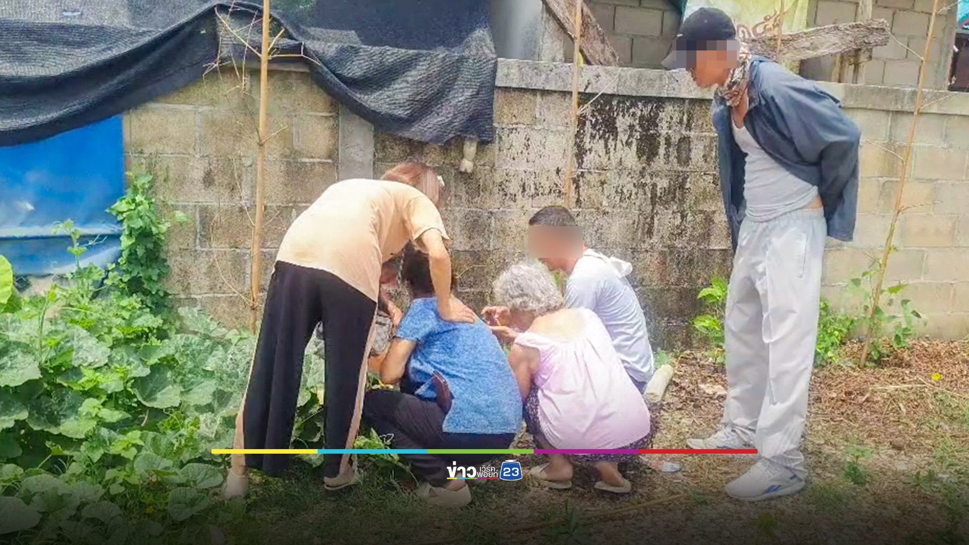 แห่ขอโชค ส่องเลขเด็ดโผล่ที่ใบฟักทองสีทอง