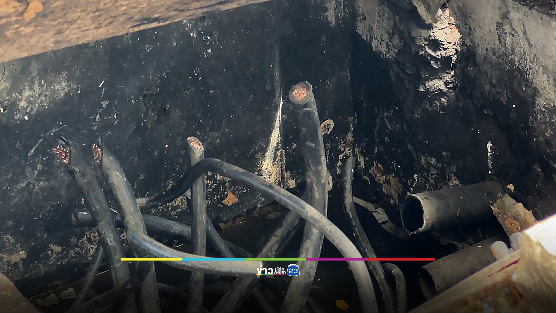 หนุ่มลักตัดสายไฟถูกไฟดูดเสียชีวิตคาที่