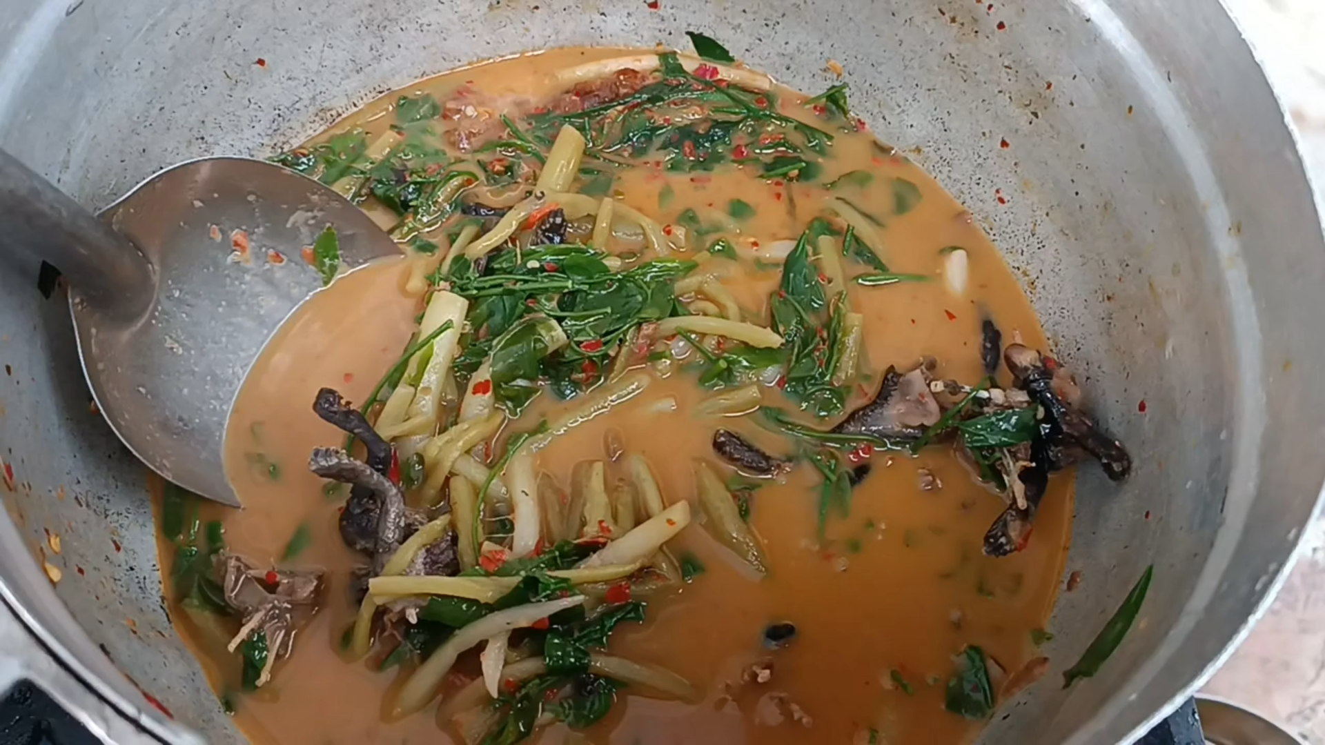 รู้จัก"กระบุก"หนึ่งปีมีให้กินครั้งเดียว